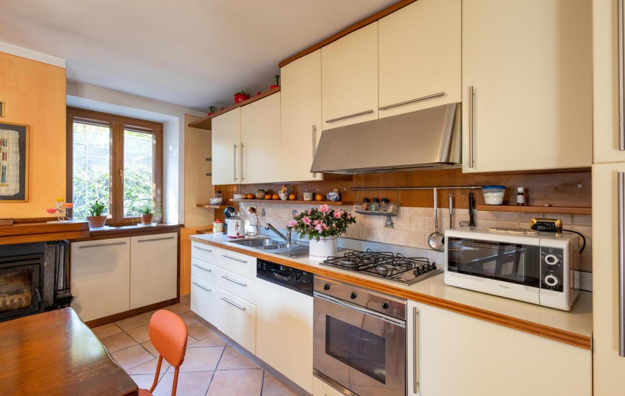 L'Angolo Delle Peonie Apartment Cannobio Exterior photo